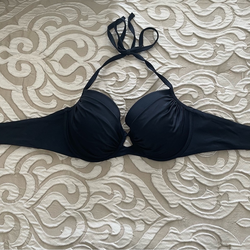 Victoria’s Secret Bikini Top